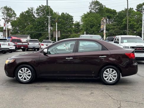 Used 2010 Kia Forte EX FWD image 5