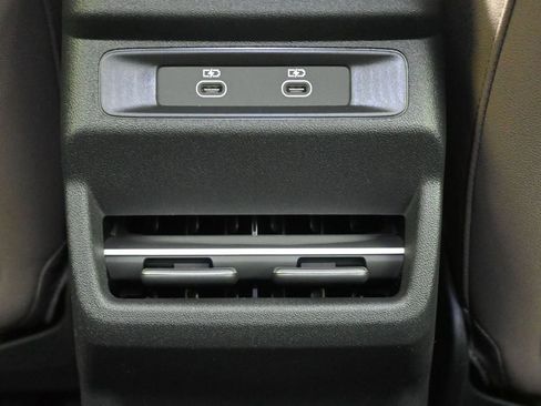 New 2026 Audi Q3 quattro 2.0T AWD/4WD image 21