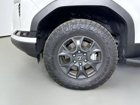 Used 2024 Lexus GX 550 image 31