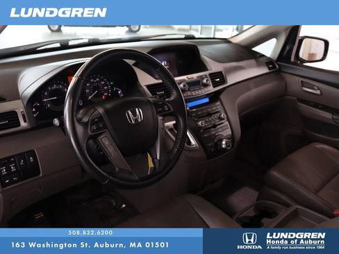 Used 2012 Honda Odyssey Touring image 4