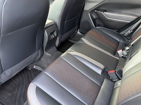 Used 2025 Subaru Crosstrek 2.5i Limited w/ Crosstrek Mirror Package image 12