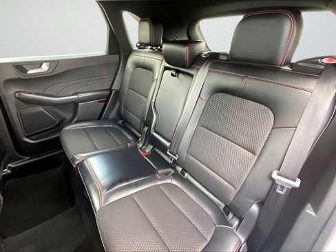 Used 2025 Ford Escape ST-Line FWD image 19