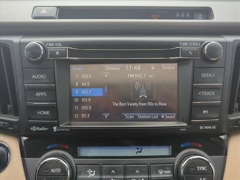 Used 2018 Toyota RAV4 XLE image 13