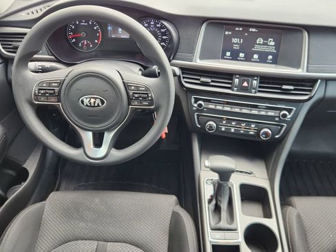 Used 2018 Kia Optima LX FWD image 26