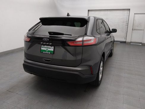 Used 2021 Ford Edge SE FWD image 7