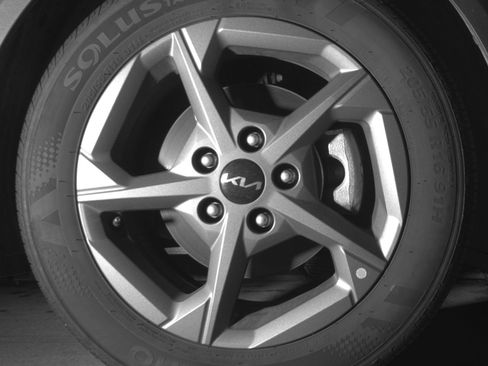 Used 2025 Kia K4 LXS image 13