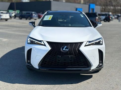 Used 2023 Lexus UX 250h F Sport image 10