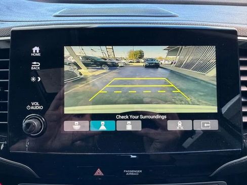 Used 2019 Honda Pilot Touring image 33