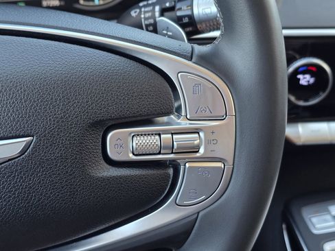 Used 2025 Genesis GV70 2.5T image 30