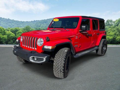 Used 2020 Jeep Wrangler Unlimited Sahara AWD/4WD image 24