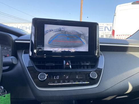 Used 2024 Toyota Corolla LE FWD image 14