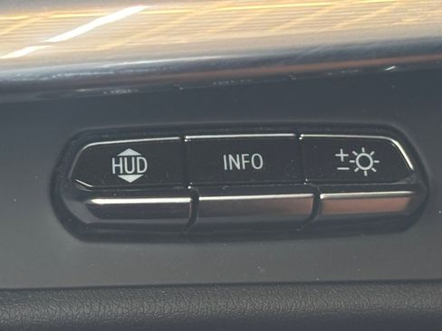 Used 2024 Chevrolet Corvette Stingray Preferred Cpe w/ 2LT image 32