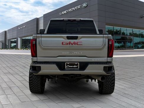 Used 2024 GMC Sierra 3500 Denali w/ Denali Reserve Package AWD/4WD image 4