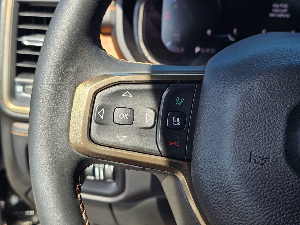Used 2024 RAM 2500 Limited AWD/4WD image 33