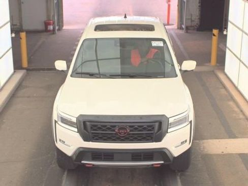 Used 2024 Nissan Frontier PRO-4X w/ Pro Premium Package image 4