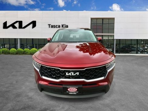 Used 2023 Kia Sorento LX image 5