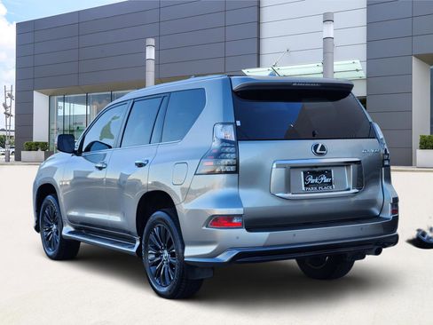Used 2023 Lexus GX 460 Premium image 4