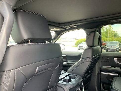 New 2025 Ford Expedition Max Platinum w/ Stealth Performance Package image 18