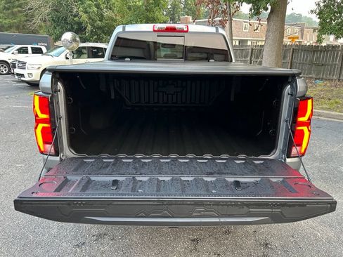 Used 2026 Chevrolet Colorado ZR2 w/ Technology Package AWD/4WD image 30
