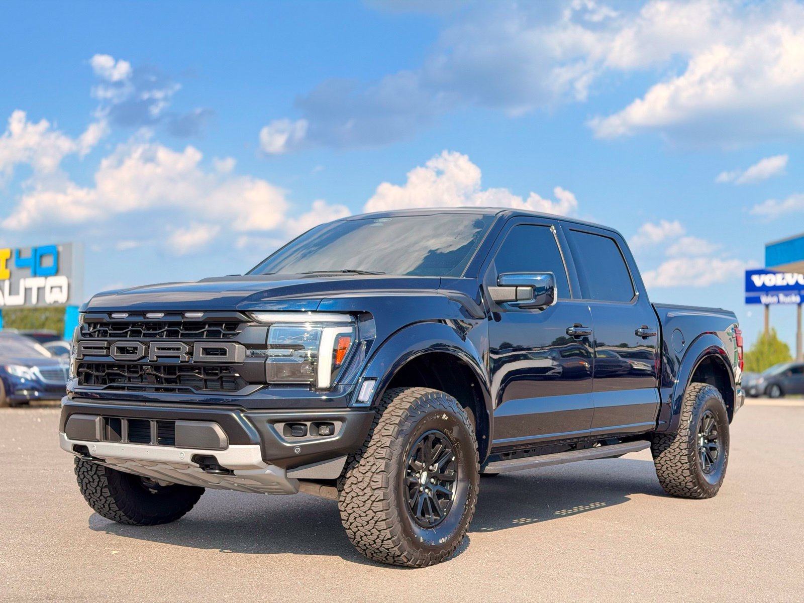 Used 2025 Ford F150 Raptor AWD/4WD image 4