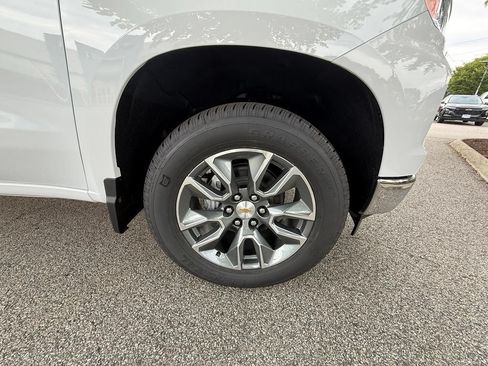 New 2026 Chevrolet Silverado 1500 LT AWD/4WD image 36