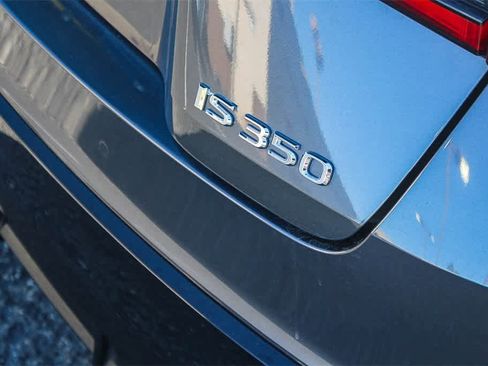 Used 2022 Lexus IS 350 F Sport image 11