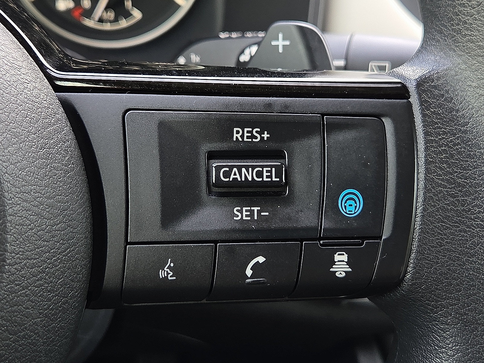 Used 2023 Nissan Rogue SV FWD image 20
