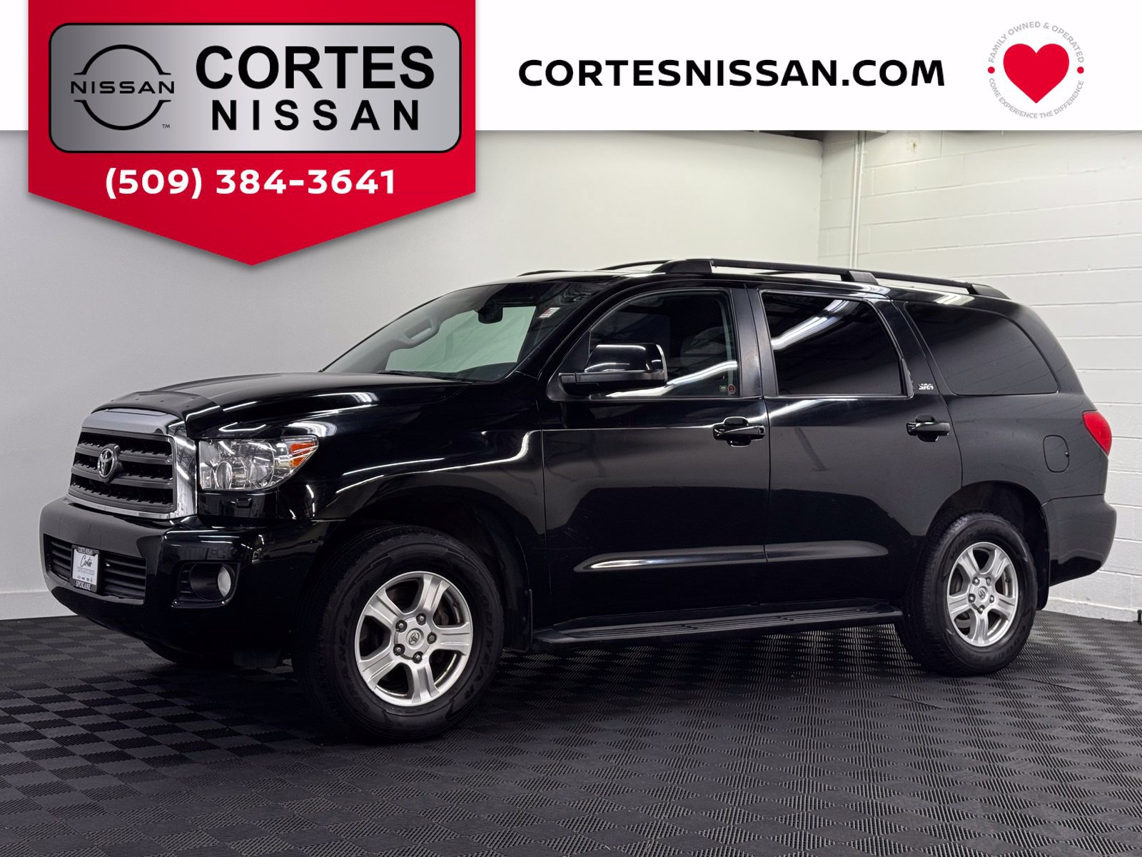 Used 2010 Toyota Sequoia SR5 AWD/4WD image 1