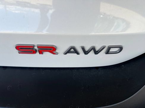 Used 2025 Nissan Kicks SR w/ SR Premium Package AWD/4WD image 36