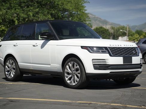 Used 2018 Land Rover Range Rover Supercharged AWD/4WD image 7