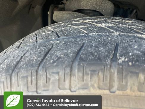Used 2024 Ford Expedition Limited AWD/4WD image 28