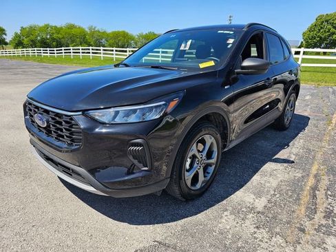 Used 2025 Ford Escape ST-Line AWD/4WD image 3
