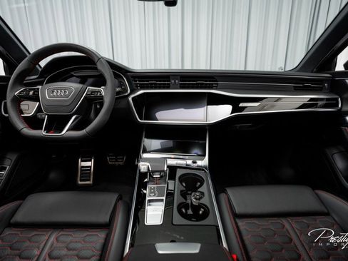 Used 2026 Audi RS 6 performance image 33