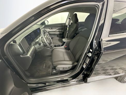 Used 2024 Hyundai Kona SEL image 13