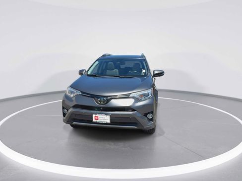 Certified 2018 Toyota RAV4 Limited w/ Advanced Technology Package FWD image 3