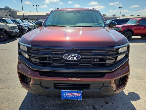New 2027 Ford Expedition Active RWD image 3