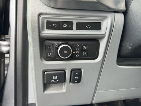 Used 2021 Ford F150 Lariat w/ Equipment Group 502A High AWD/4WD image 26