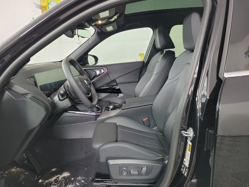 New 2026 BMW X3 xDrive30i w/ Premium Package AWD/4WD image 9