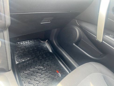 Used 2012 Nissan Rogue S w/ Special Edition Pkg AWD/4WD image 5