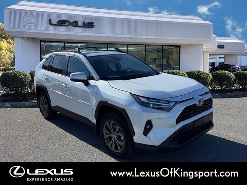 Used 2024 Toyota RAV4 XLE Premium w/ Weather Package image 7