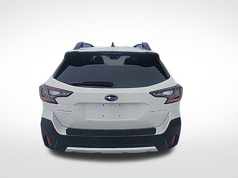 Used 2020 Subaru Outback Limited image 6