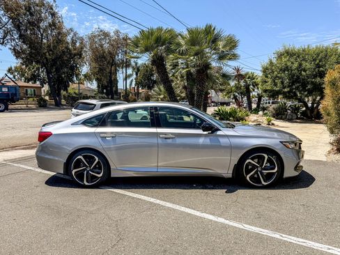 Used 2022 Honda Accord Sport image 15
