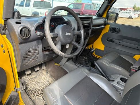 Used 2009 Jeep Wrangler X AWD/4WD image 4