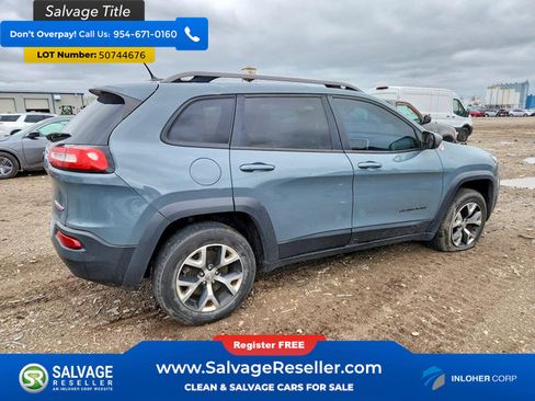 Used 2014 Jeep Cherokee Trailhawk AWD/4WD image 4
