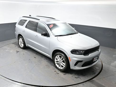 Used 2024 Dodge Durango GT image 45