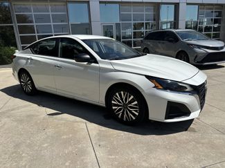 Used 2025 Nissan Altima 2.5 SV FWD video 2