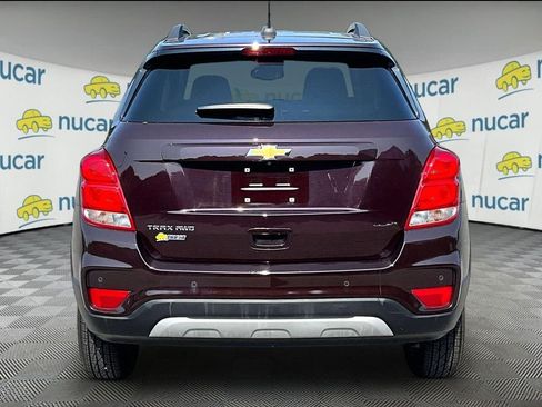 Used 2021 Chevrolet Trax LT w/ Driver Confidence Package AWD/4WD image 5