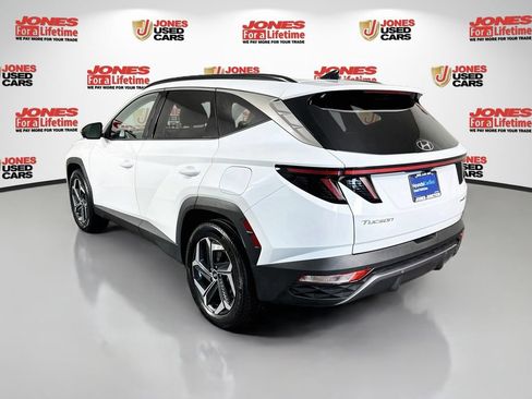 Certified 2024 Hyundai Tucson Limited AWD/4WD image 2
