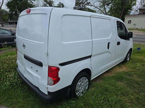 Used 2020 Nissan NV200 S FWD image 4