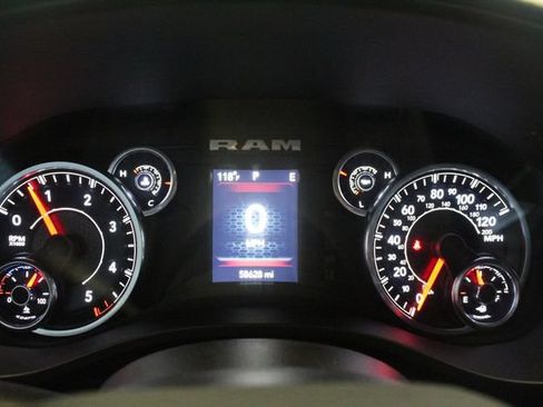 Used 2022 RAM 1500 Lone Star AWD/4WD image 8